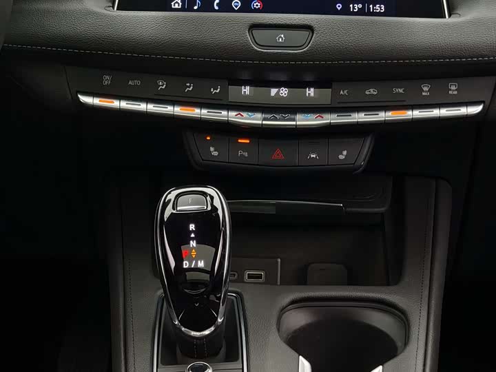 Cadillac XT4 2023 2023款 28T 两驱豪华型