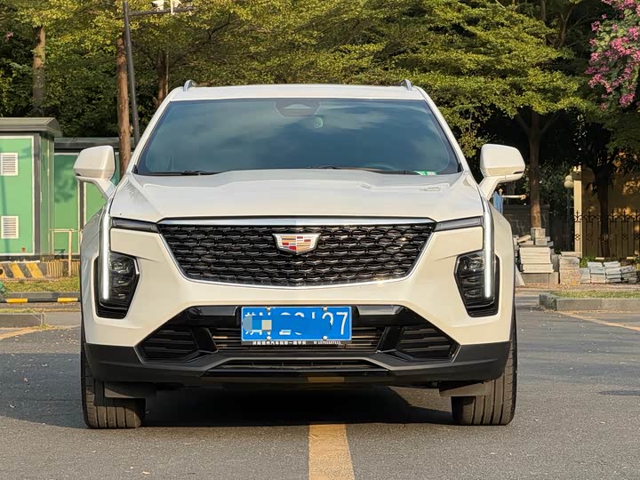 Cadillac XT4 2024 2024款 28T 两驱豪华型