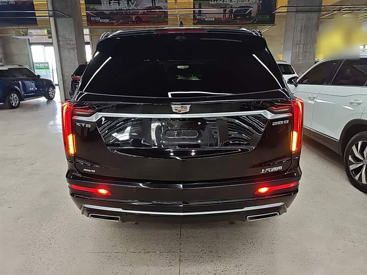Cadillac XT6 2022 2022款 2.0T 六座四驱豪华120周年限量版