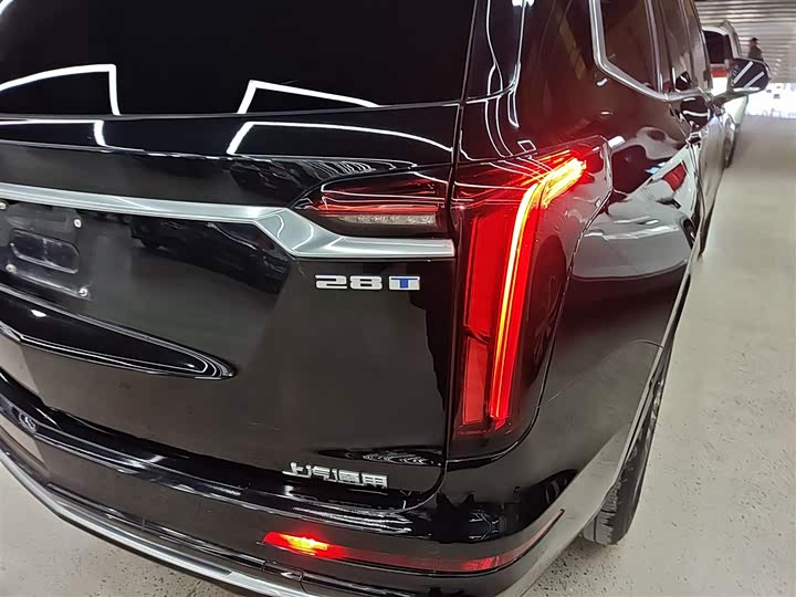 Cadillac XT6 2022 2022款 2.0T 六座四驱豪华120周年限量版