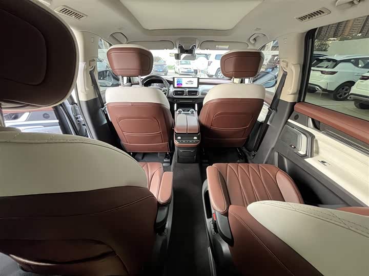 Maxus Territory 2023 2023款 2.0T 暴走旗舰版 6座