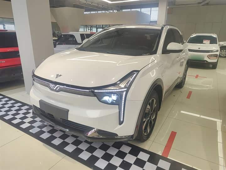 Hozon U 2023 2023款 哪吒U-Ⅱ 挑战版 400 磷酸铁锂