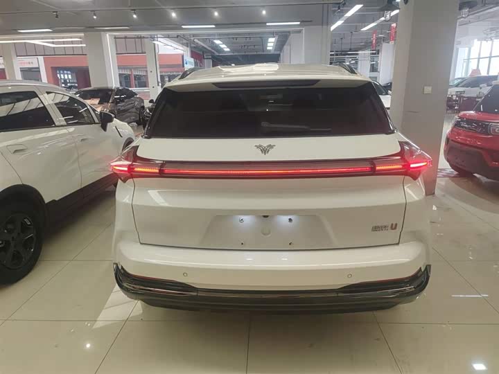 Hozon U 2023 2023款 哪吒U-Ⅱ 挑战版 400 磷酸铁锂