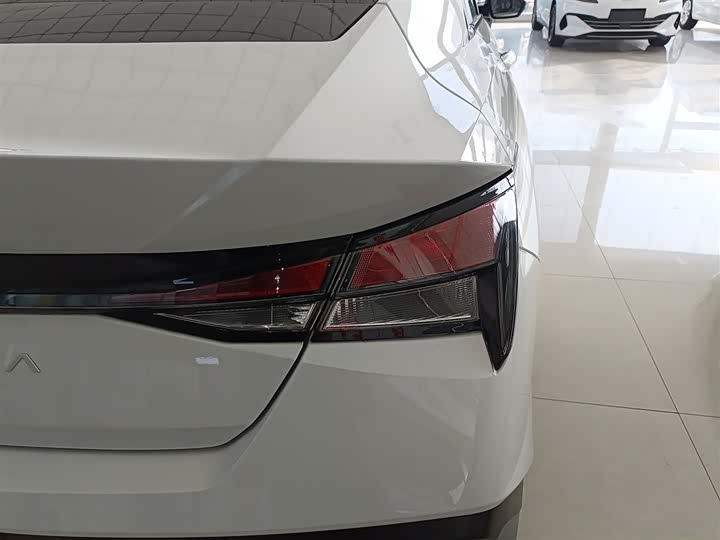 Hyundai Elantra N line 2023 2023款 1.5L CVT GLX精英版