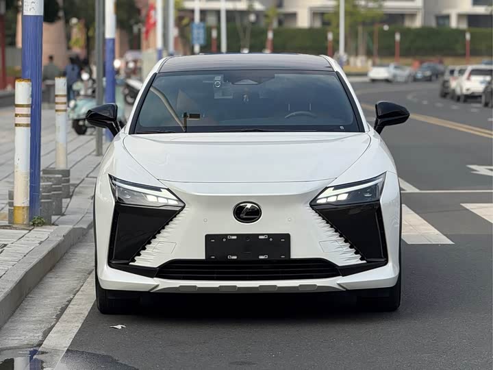 Lexus RZ 2023 2023款 450e 四驱纵享版