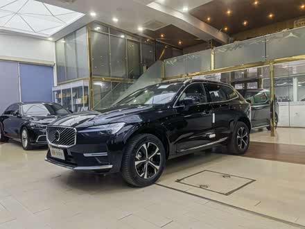 Volvo XC60 2026 2026款 B5 四驱智逸豪华版