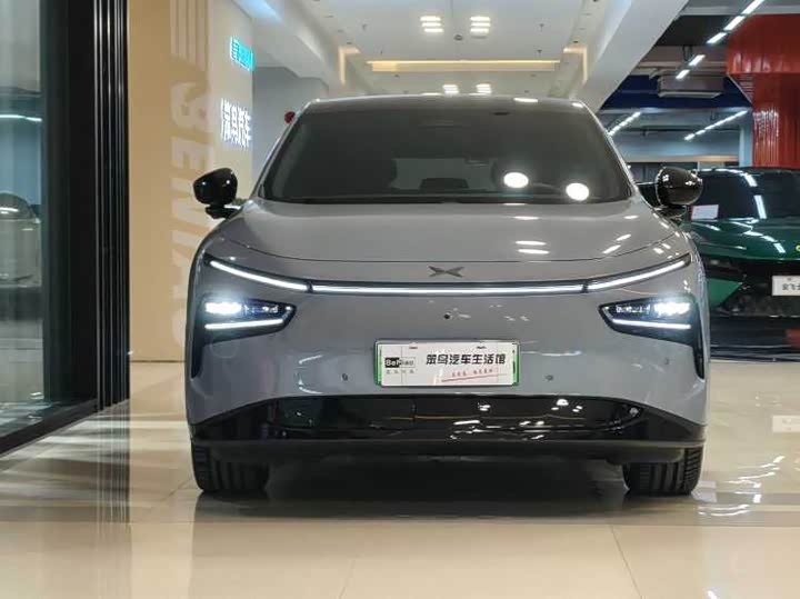 2025 XPeng G7