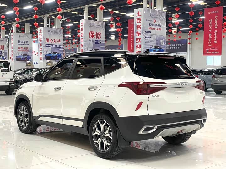 2021 Kia KX3