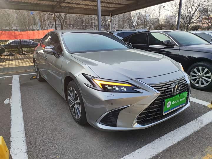 Lexus ES 2025 2025款 200 臻享版
