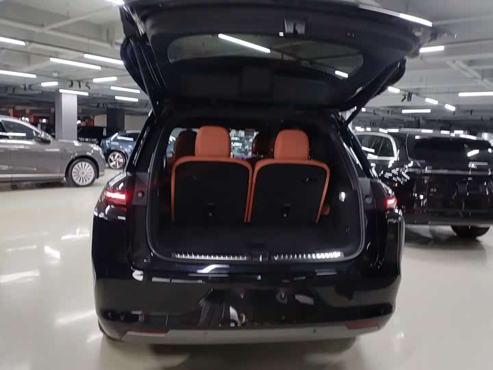 LiXiang L8 2025 2025款 Max 智能焕新版