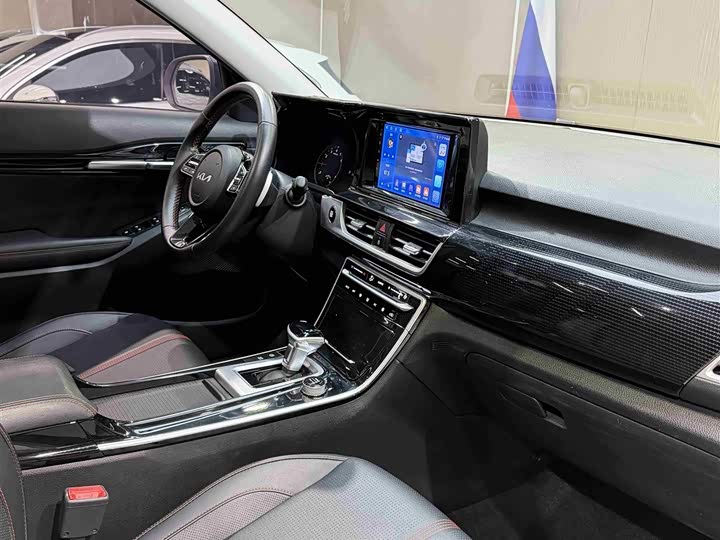 Kia KX3 2021 2021款 1.5L CVT潮流版