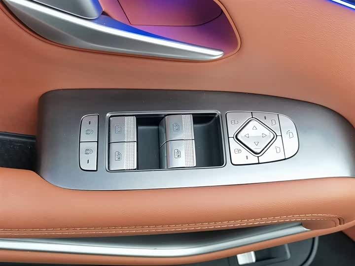 BYD Tang L 2025 2025款 DM 200KM四驱激光雷达旗舰型