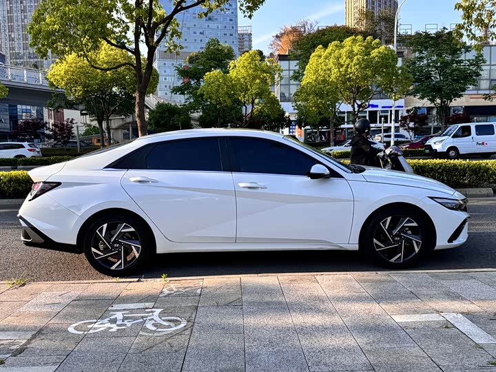 Hyundai Elantra N line 2023 2023款 1.5L CVT GLX精英版