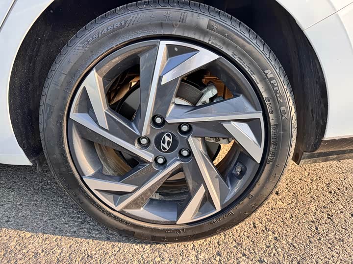 Hyundai Elantra N line 2023 2023款 1.5L CVT GLX精英版