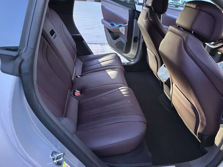 Denza Z9GT 2024 2024款 1100四驱Ultra首发版