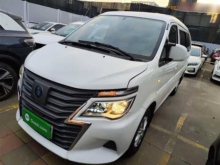 Dongfeng Forthing Lingzhi M5 EV 2022 2022款 舒适型 7座