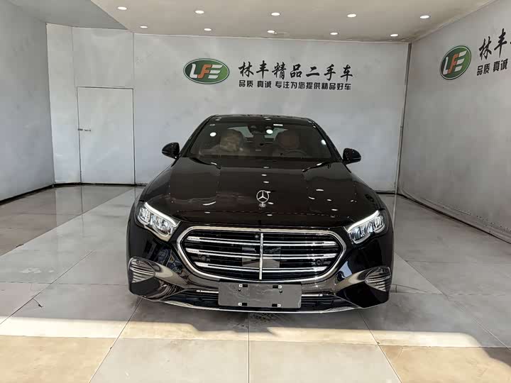 Mercedes-Benz E-Class Hybrid 2024 2024款 E 350 e L 插电式混合动力轿车