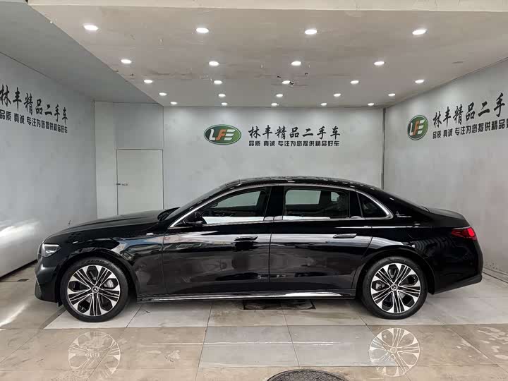 Mercedes-Benz E-Class Hybrid 2024 2024款 E 350 e L 插电式混合动力轿车