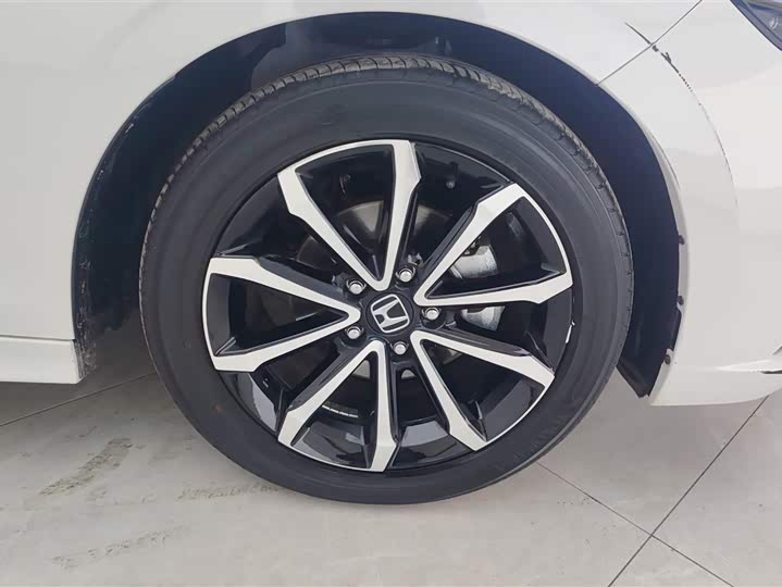 Honda Integra 2023 2023款 HATCHBACK 240TURBO CVT领潮版