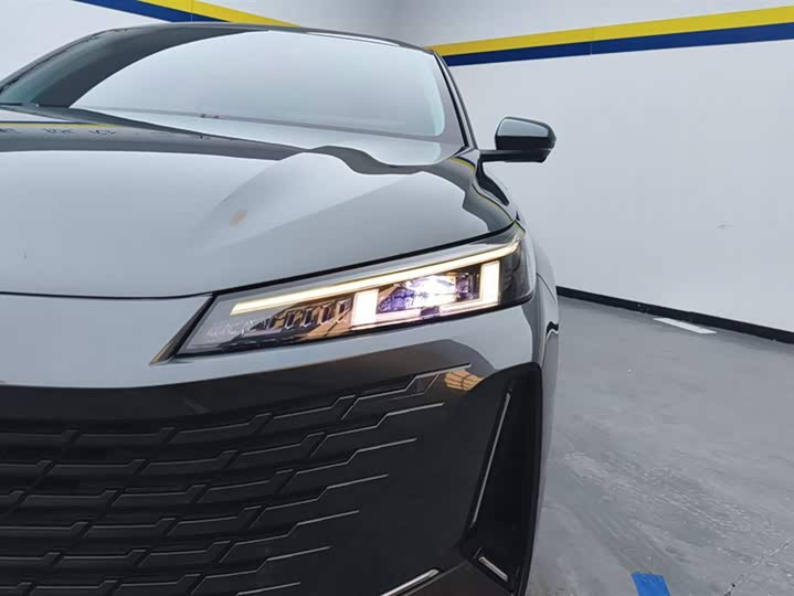 Changan Yida 2023 2023款 蓝鲸NE 1.5T GDI DCT领航型