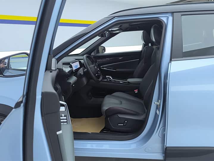 Geely Atlas 2024 2024款 1.5TD 智尊版