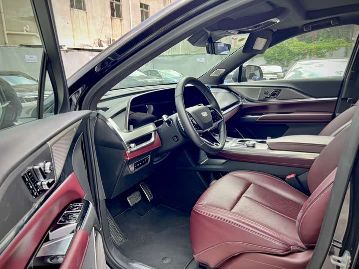 Cadillac XT5 2025 2025款 2.0T 铂金型