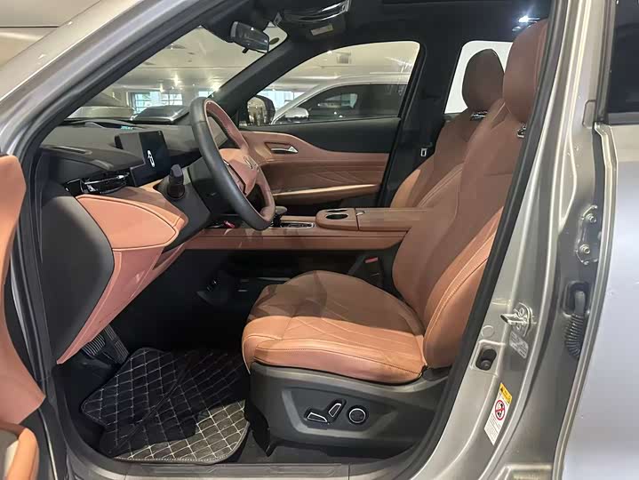 Changan UNI-Z Hybrid 2024 2024款 蓝鲸智电iDD 125km 卓越型