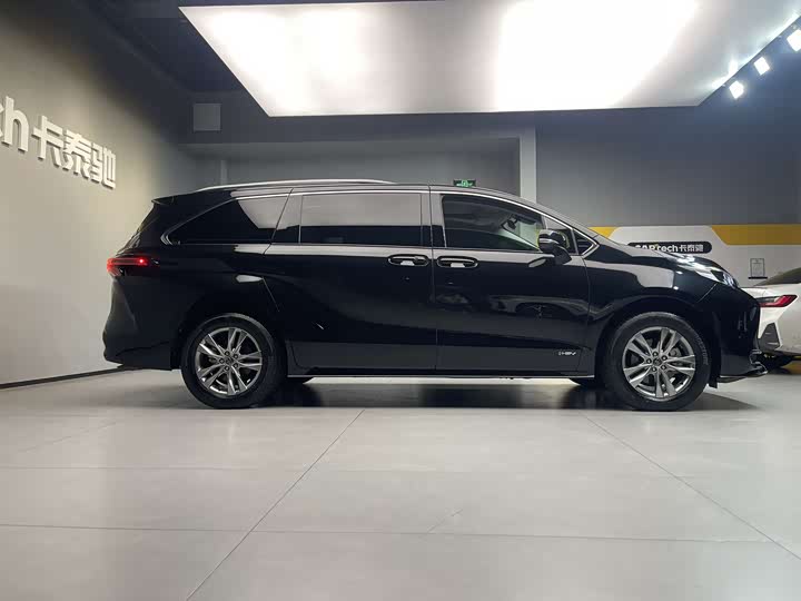 Toyota Sienna 2024 2024款 2.5L混动 舒适版