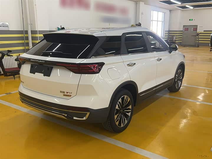 Bestune T77 2023 2023款 1.5T 自动豪华型