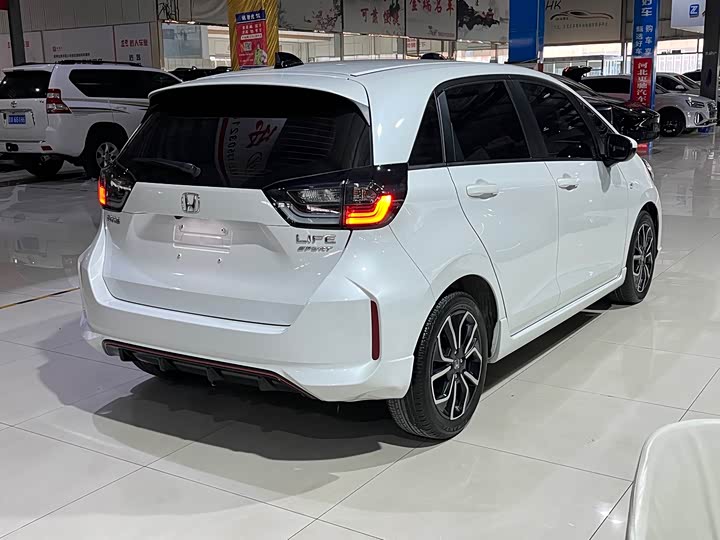 Honda Life 2021 2021款 1.5L CVT SPO-SS灵动版