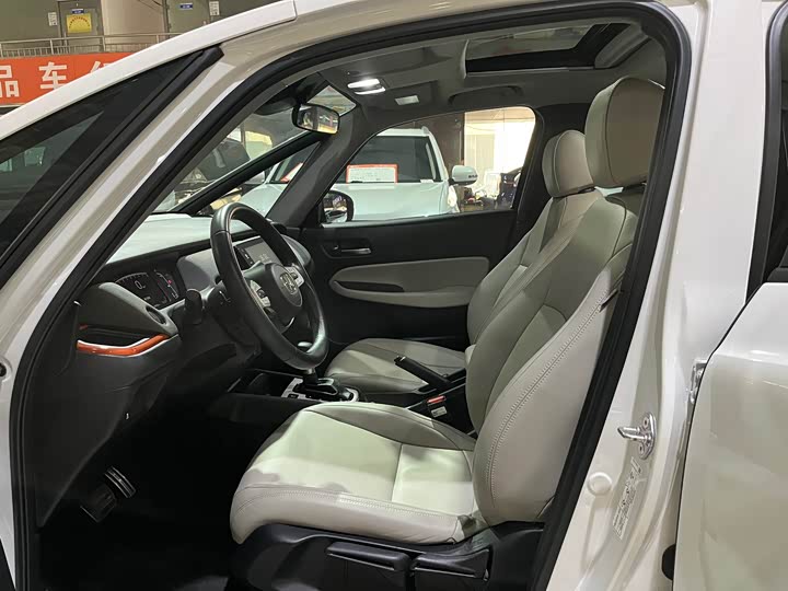 Honda Life 2021 2021款 1.5L CVT SPO-SS灵动版