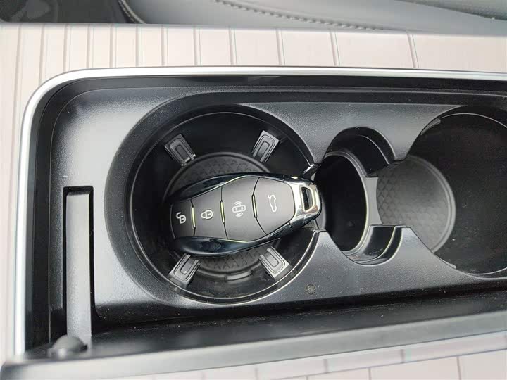 Hongqi HS7 Hybrid 2024 2024款 2.0T PHEV 两驱旗享版 6座