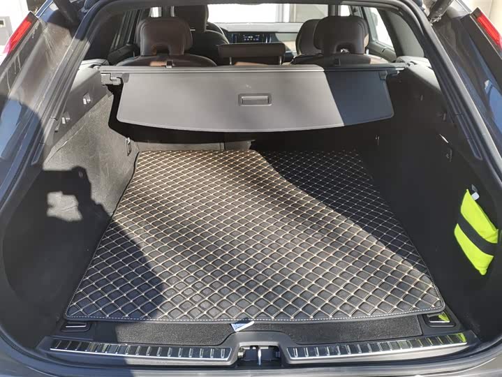 Volvo V90 2025 2025款 Cross Country B5 AWD 智远版