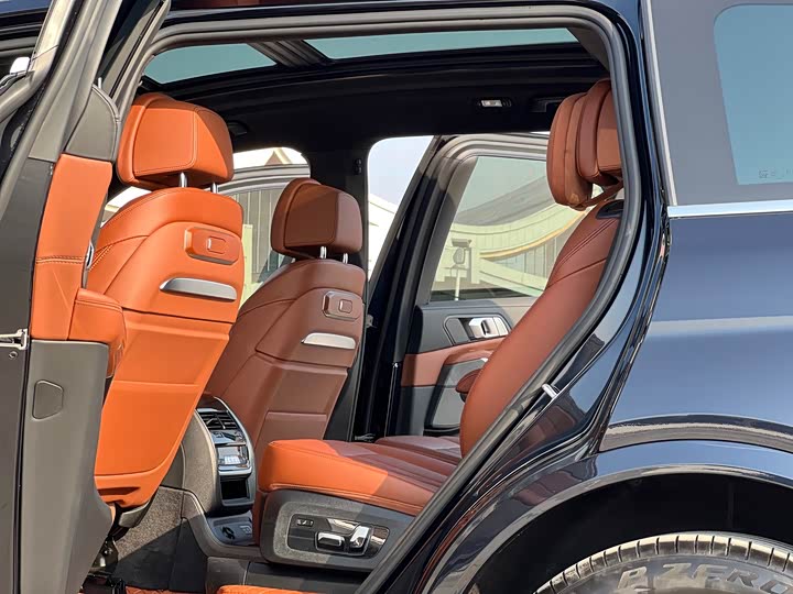 BMW X7 2024 2024款 xDrive40i 尊享型M运动套装