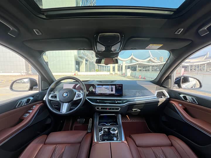 BMW X7 2024 2024款 xDrive40i 尊享型M运动套装