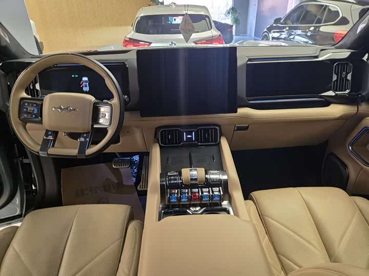 BYD FangChengBao Leopard 8 2025 2025款 智勇旗舰版 7座