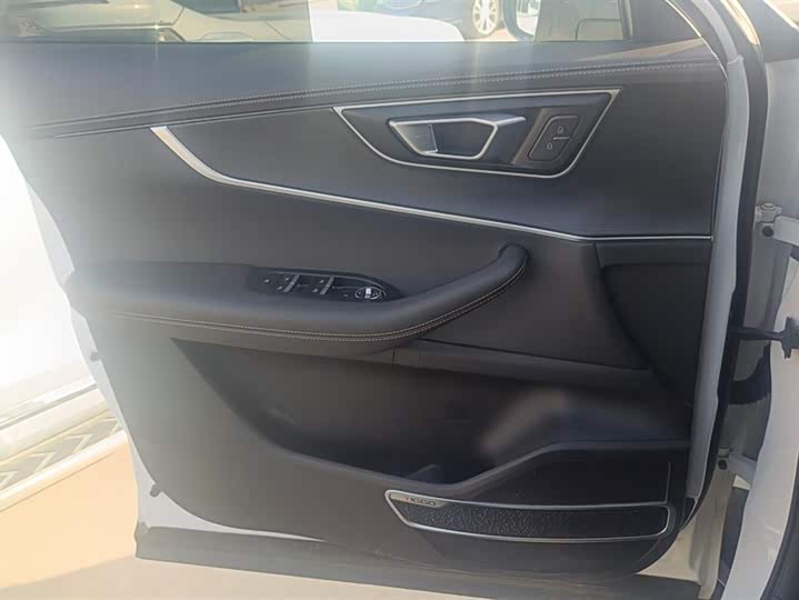 Chery Tiggo 8 2023 2023款 230TCI 自动进阶版