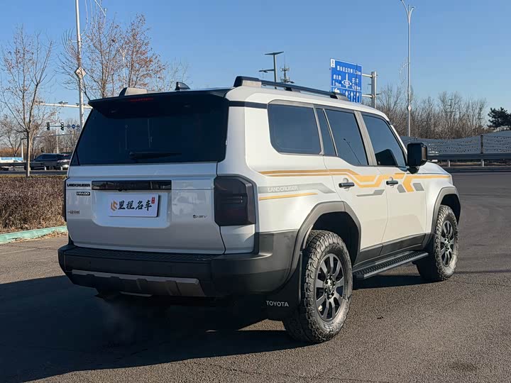 Toyota Prado 2024 2024款 2.4T 悍野WX版 6座