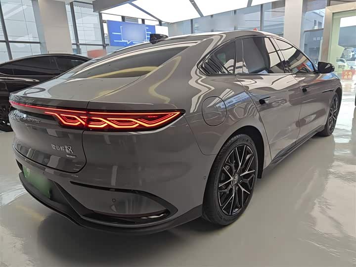 BYD Han 2025 2025款 EV 智驾版 506KM尊贵型