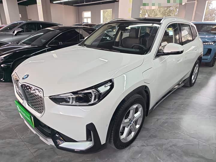 BMW iX1 2023 2023款 eDrive25L X设计套装