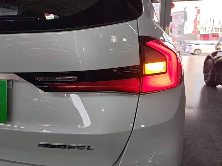 BMW iX1 2023 2023款 eDrive25L X设计套装