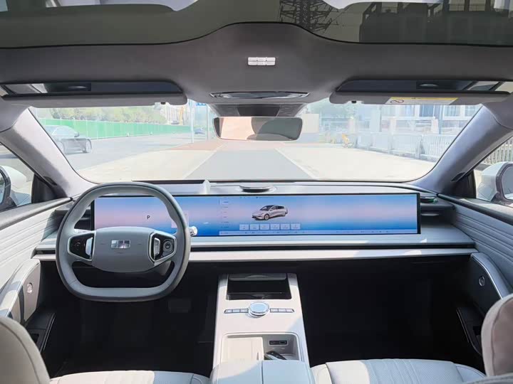 Geely Galaxy E8 2024 2024款 550km 后驱MAX