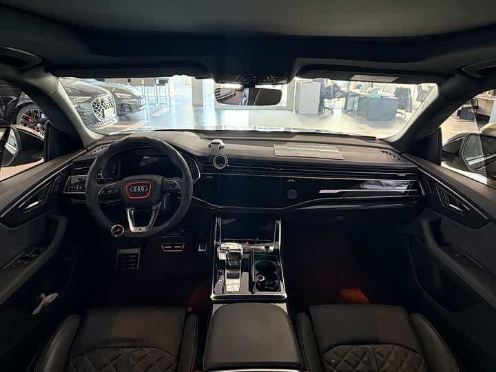 Audi Q8 2023 2023款 55 TFSI 臻选动感型