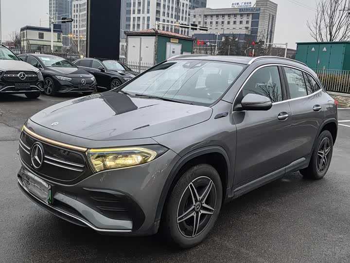 Mercedes-Benz EQA 2022 2022款 EQA 300 4MATIC 首发特别版