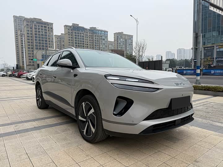 2025 BYD Sea Lion 06 Hybrid/EV