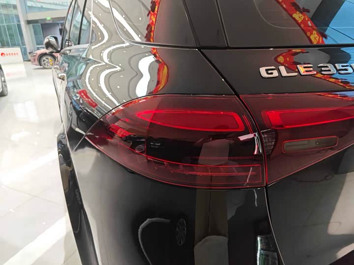 Mercedes-Benz GLE-Class 2025 2025款 GLE 350 4MATIC 时尚型