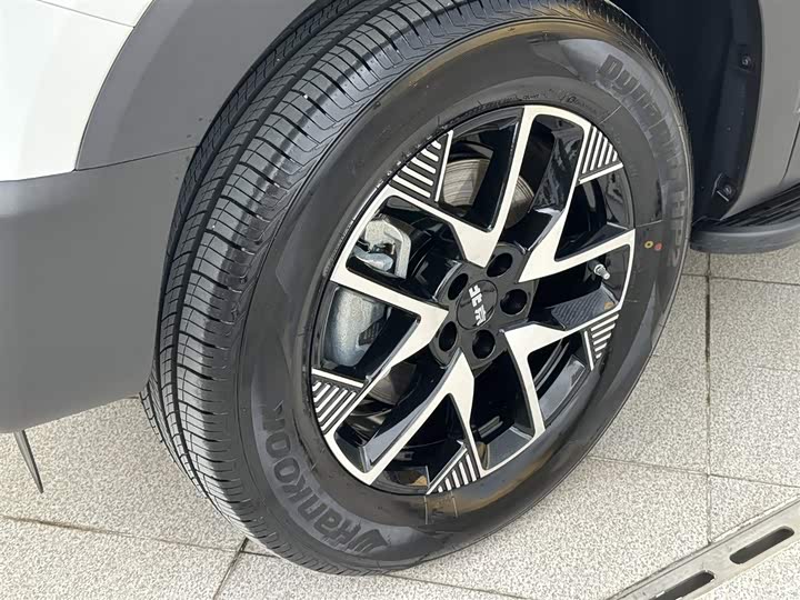 BAIC Beijing BJ30 2024 2024款 1.5T 魔核电驱标准版