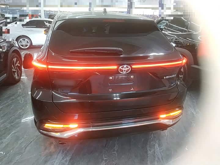 Toyota Venza 2023 2023款 2.0L CVT两驱豪华版