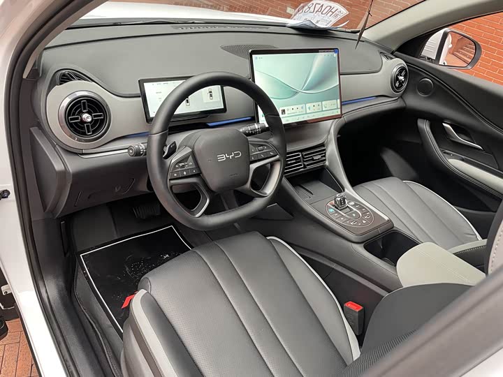 BYD Sea Lion 05 DM-i Hybrid 2025 2025款 DM-i 智驾版 115KM旗舰型