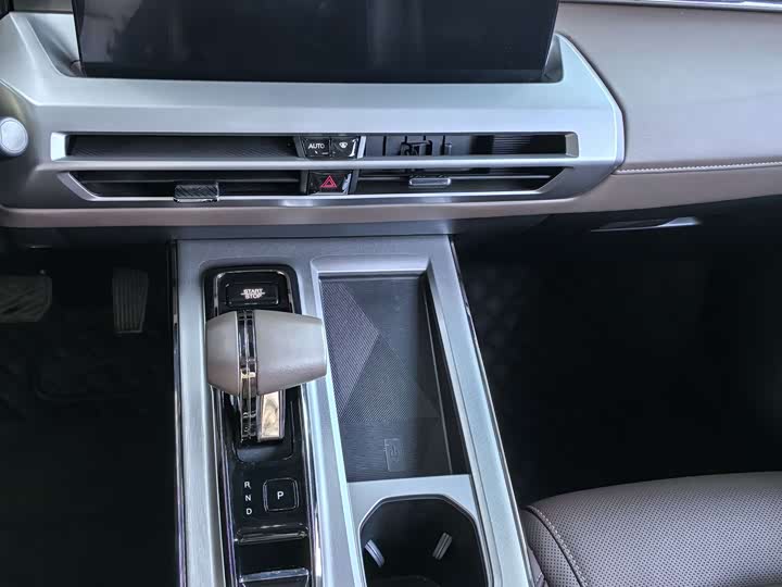 GAC Trumpchi GS4 2024 2024款 MAX 1.5T 旗舰版